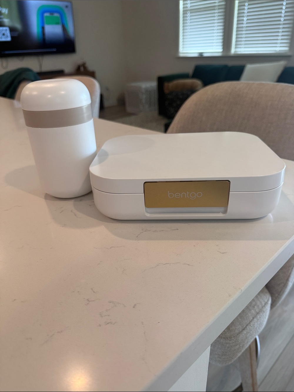 bentgo White Lunch Box with Gold Accent and Snack Cup
